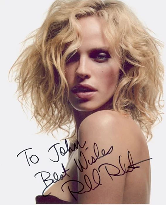 Rachel Roberts autograph