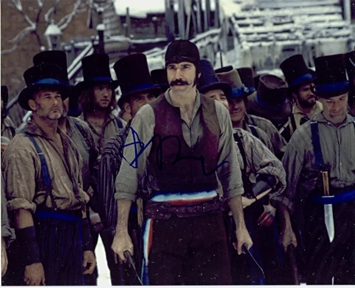 Daniel Day Lewis autograph