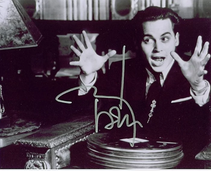 Johnny Depp autograph