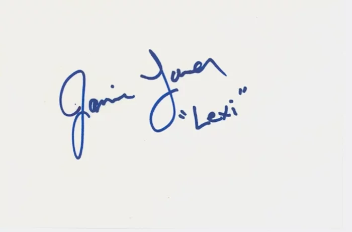 Jamie Luner autograph