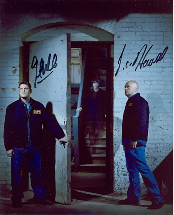 Ghost Hunters autograph
