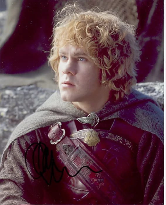 Dominic Monaghan autograph
