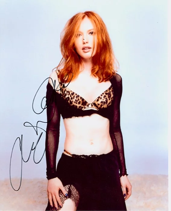 Alicia Witt autograph