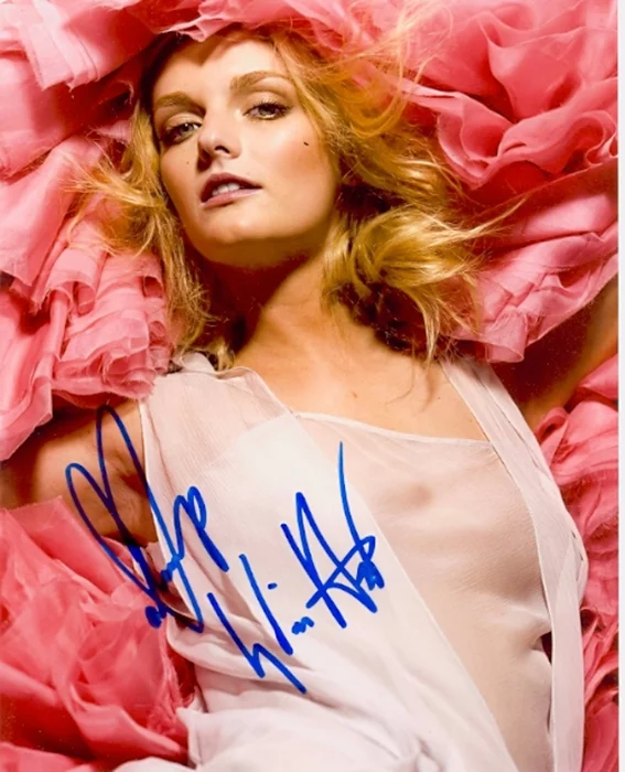 Lydia Hearst autograph