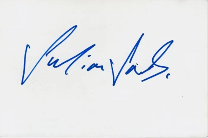 Julian Sands autograph
