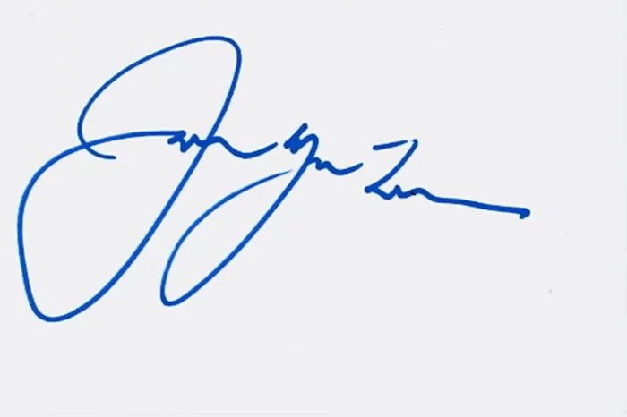 James Kyson Lee autograph