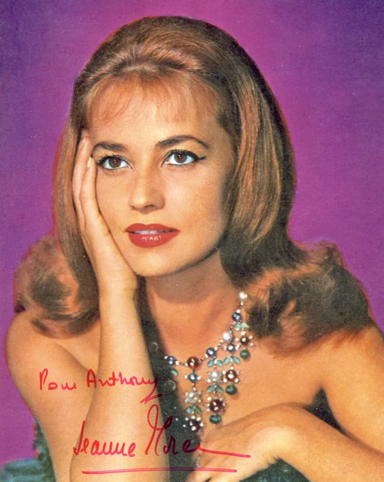 Jeanne Moreau autograph