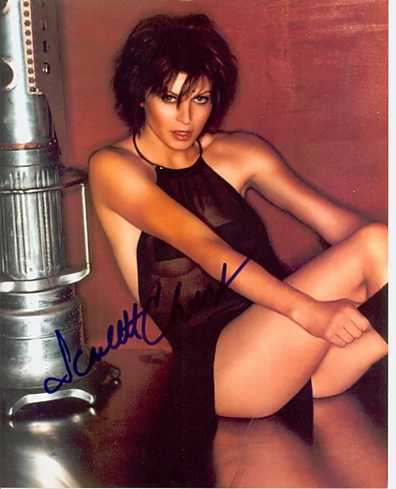 Scarlett Chorvat autograph