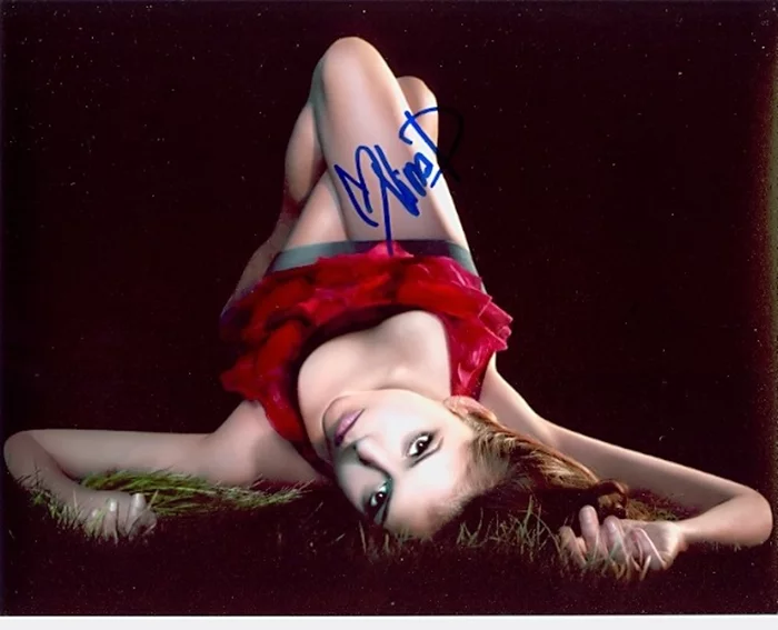 Nina Dobrev autograph