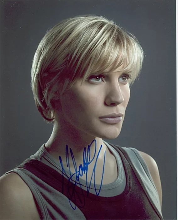Katee Sackhoff autograph
