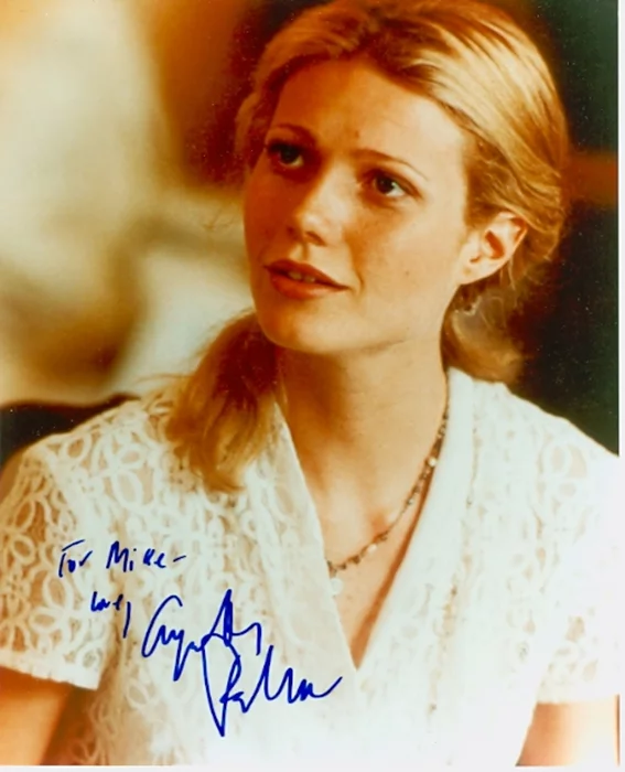 Gwyneth Paltrow autograph