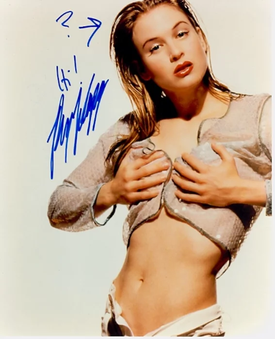 Renee Zellweger autograph