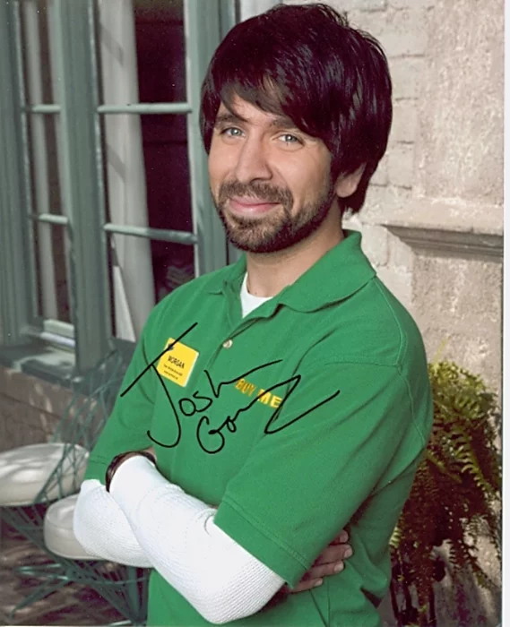Joshua Gomez autograph