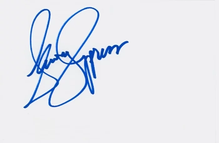 Tawny Cypress autograph