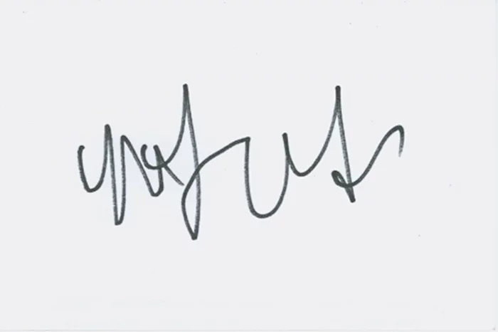 Martha MacIsaac autograph