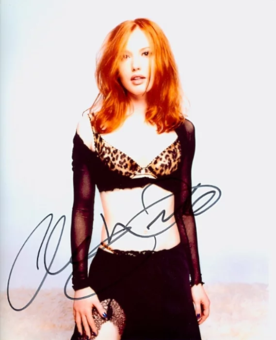 Alicia Witt autograph