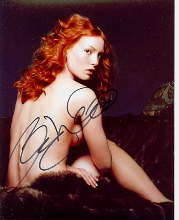 Alicia Witt autograph