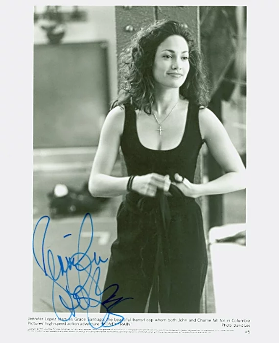 Jennifer Lopez autograph