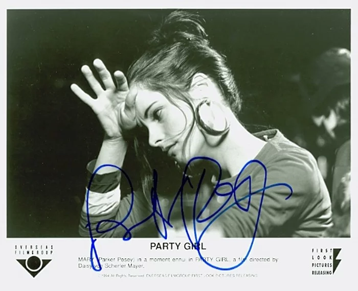 Parker Posey autograph