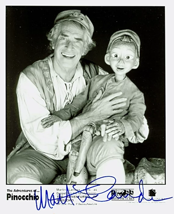 Martin Landau autograph