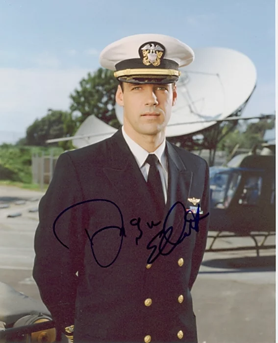 David James Elliott autograph