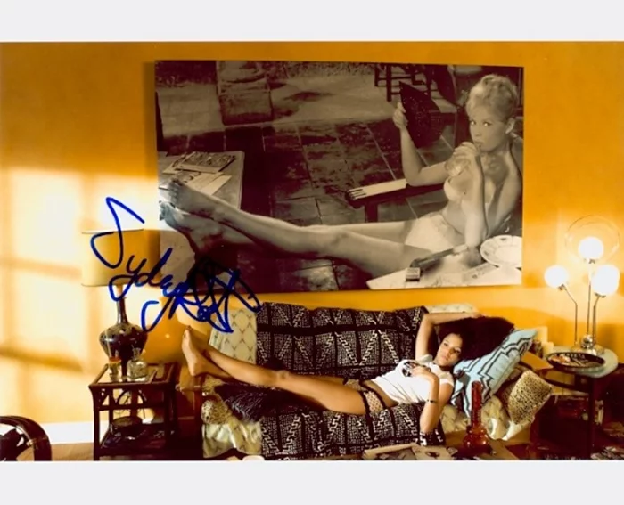 Sydney Poitier autograph