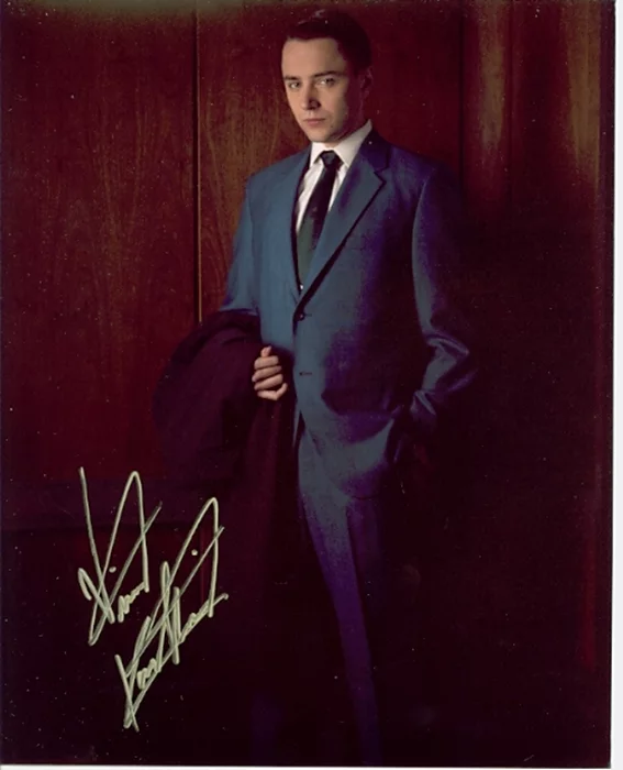 Vincent Kartheiser autograph