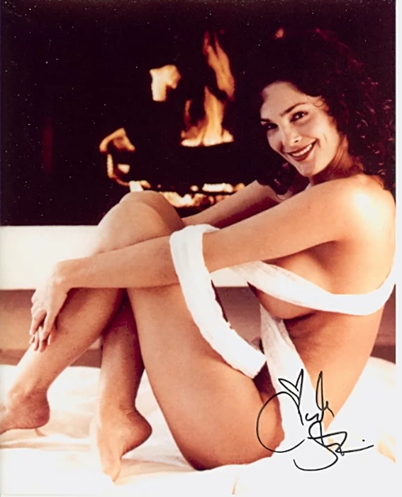 Julie Strain autograph