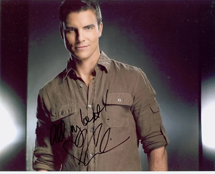 Colin Egglesfield autograph
