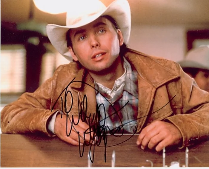 Dwight Yoakam autograph