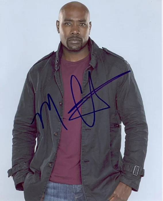 Morris Chestnut autograph