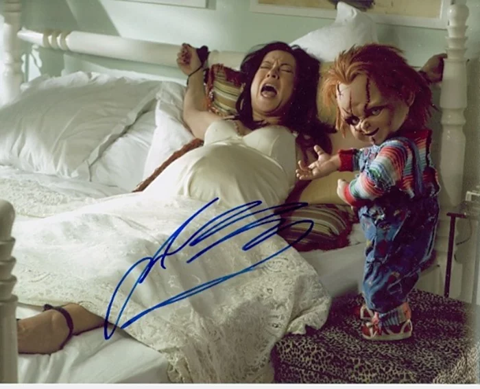 Jennifer Tilly autograph