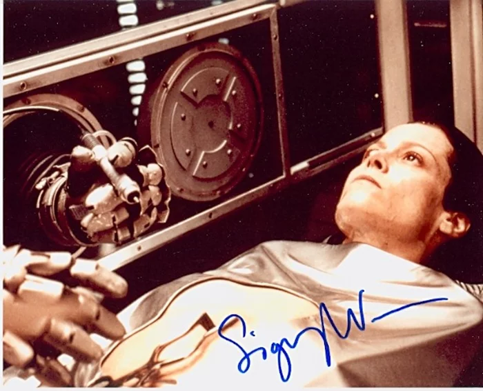 Sigourney Weaver autograph