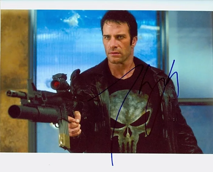 Thomas Jane autograph