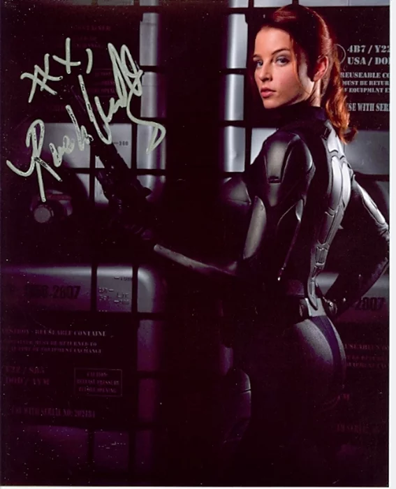 Rachel Nichols autograph