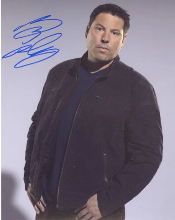 Greg Grunberg autograph