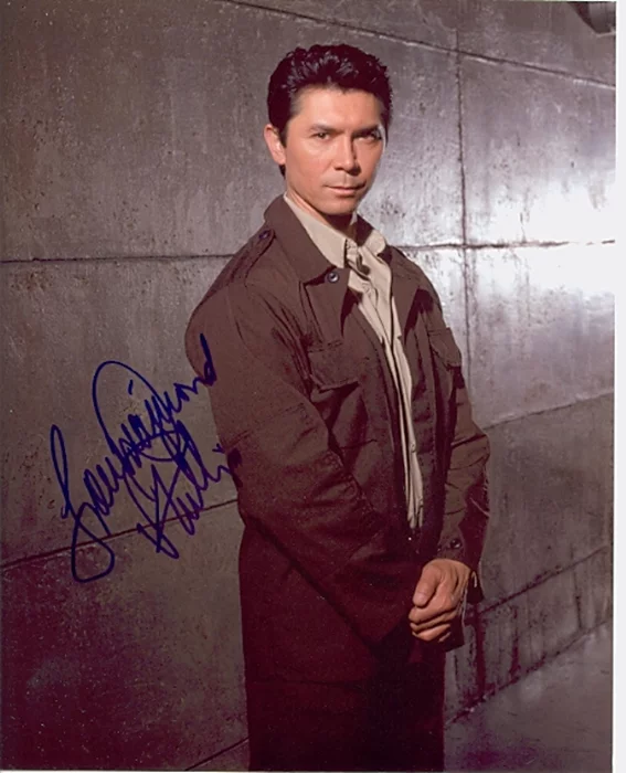 Lou Diamond Phillips autograph