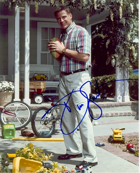 Doug Savant autograph