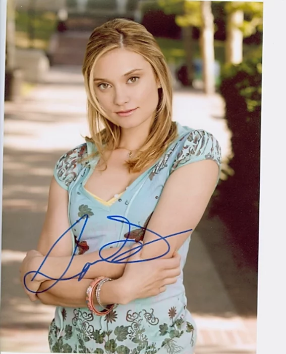 Spencer Grammer autograph