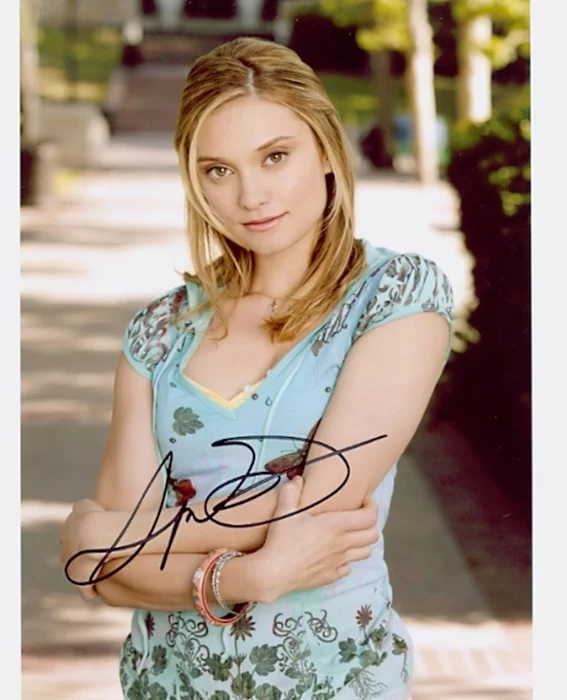 Spencer Grammer autograph