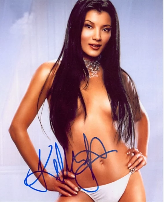 Kelly Hu autograph
