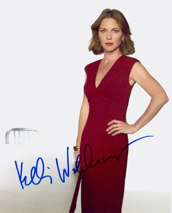 Kelli Williams autograph