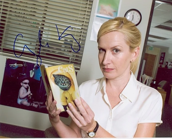 Angela Kinsey autograph