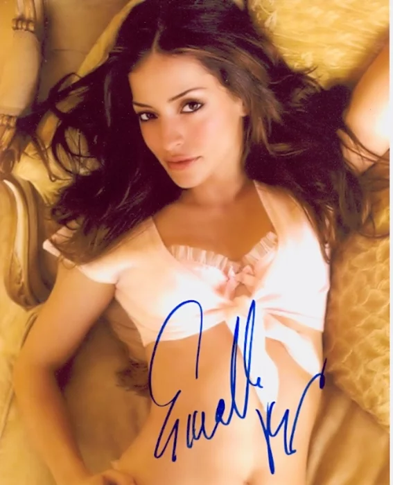 Emmanuelle Vaugier autograph