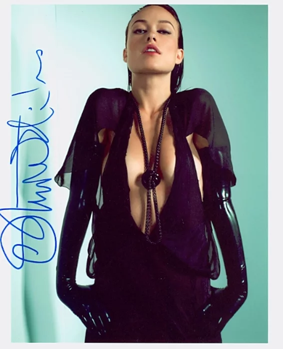 Olivia Wilde autograph
