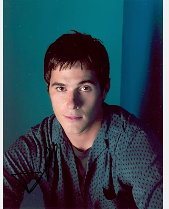 Dave Annable autograph