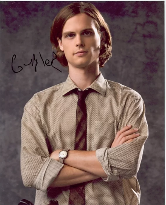 Matthew Gray Gubler autograph