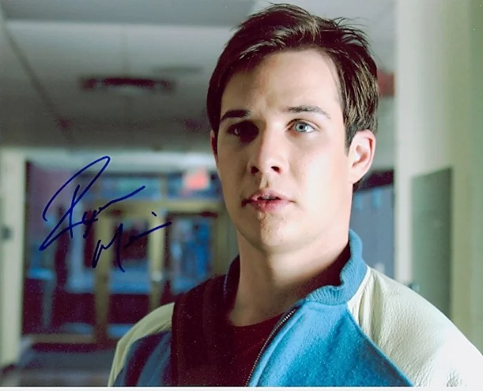 Ryan Merriman autograph