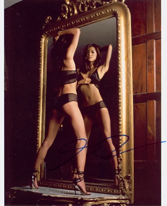 Grace Park autograph