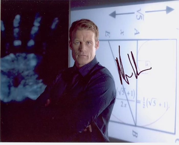 Mark Valley autograph